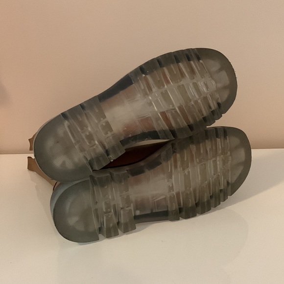 Tan combat boots - Picture 4 of 4